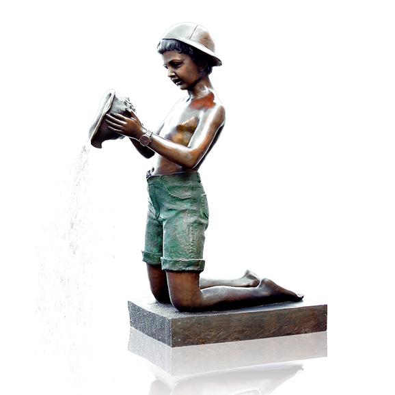 《倒水的男孩2 喷泉雕塑》