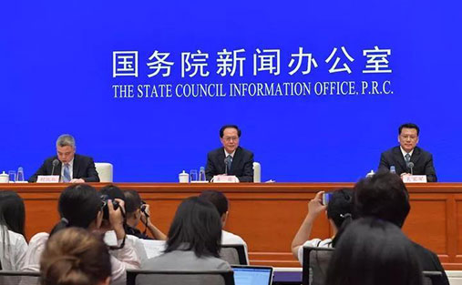 献礼新中国成立70周年！吴尧辉大师作品《馄饨担》入选浙江省发展成就展示活动！